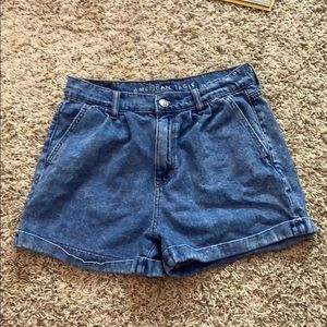 EUC American Eagle mom jean shorts